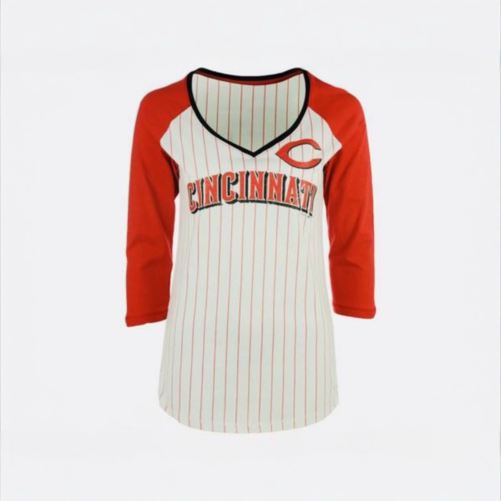 NWT‎ Cincinnati Reds V Neck Pin Stripe 3/4 Sleeve Raglan T-shirt